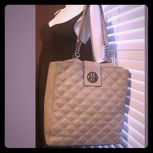 ⭐️HP⭐️Kate Spade Astor Court Marlene Purse